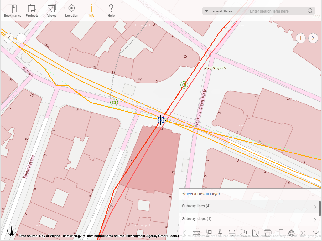 Identify using crosshair in the WebOffice mobile client - tablet mode Identify using crosshair in the WebOffice mobile client - tablet mode